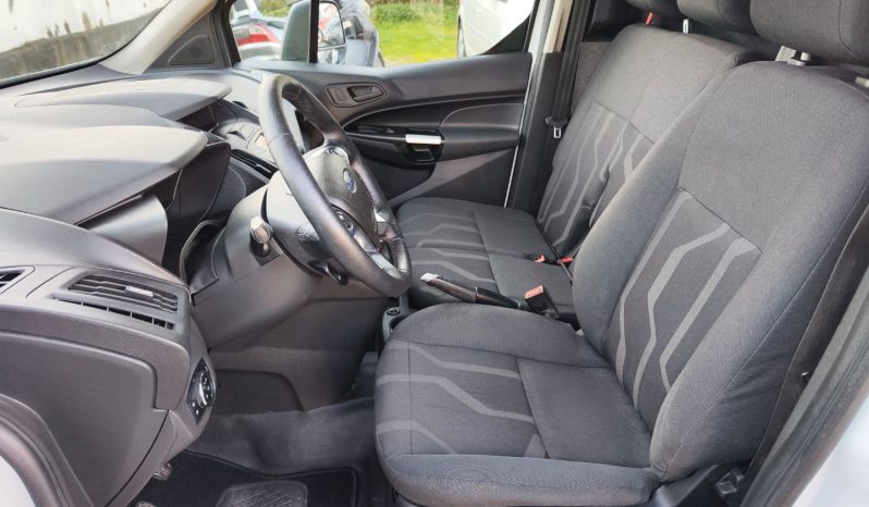 
								FORD Transit Connect Kombi 1.5 TDCi 74kW Ambiente 230 L2 full									