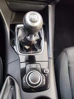 
										MAZDA 3 full									