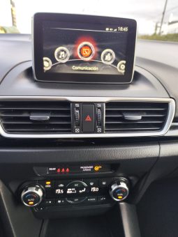 
										MAZDA 3 full									