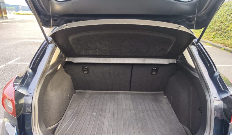 
								MAZDA 3 full									