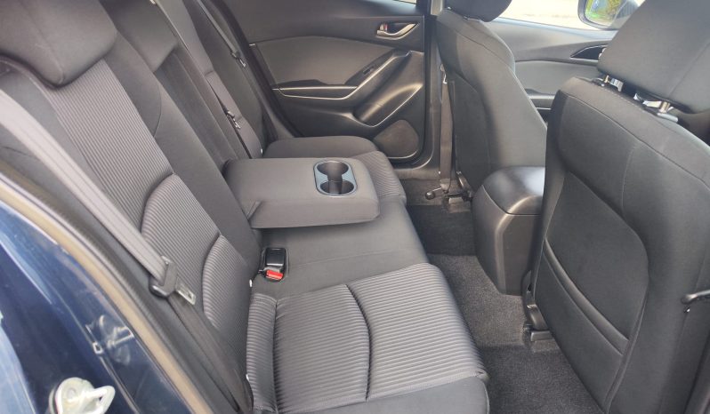 
								MAZDA 3 full									