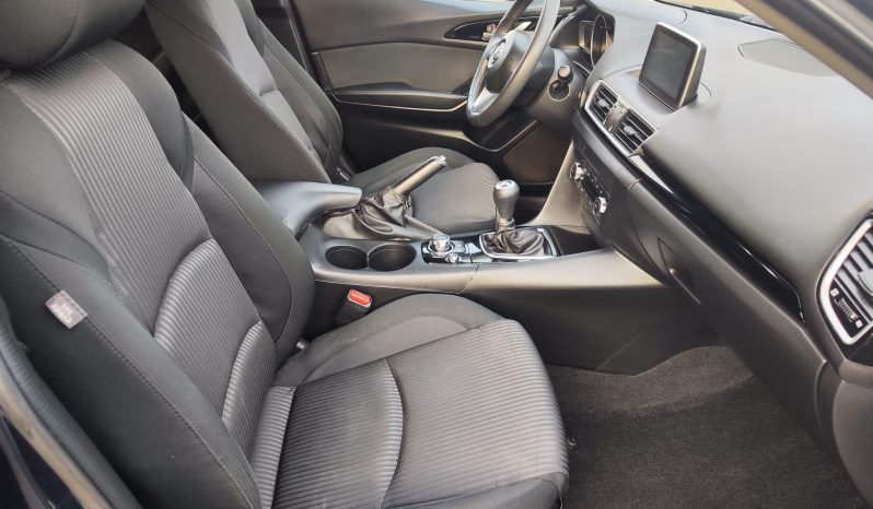 
								MAZDA 3 full									