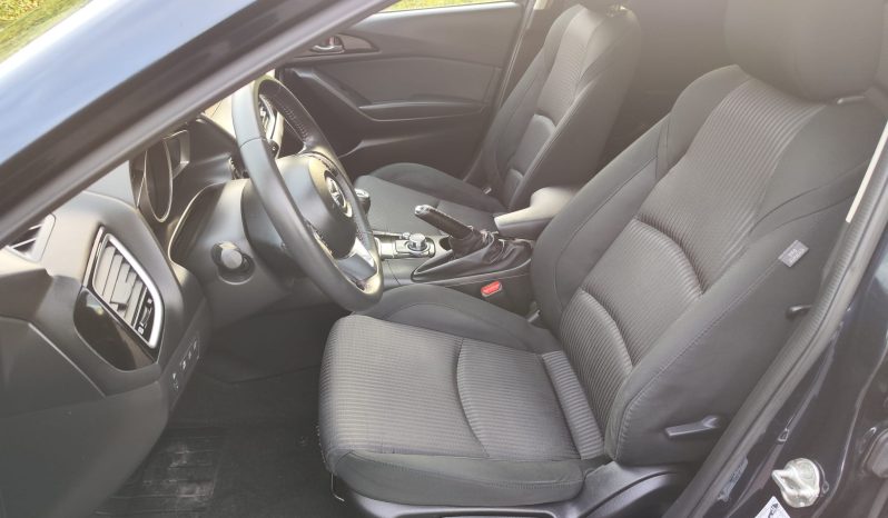 
								MAZDA 3 full									