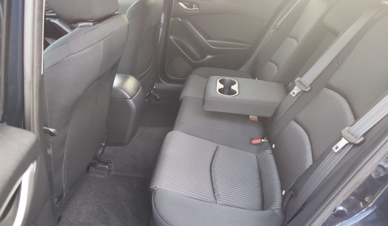 
								MAZDA 3 full									