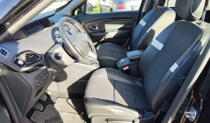 
								REANULT MEGANE SCENIC III full									
