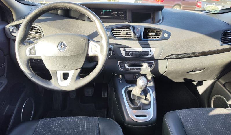 
								REANULT MEGANE SCENIC III full									