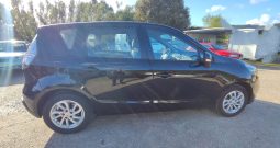 
										REANULT MEGANE SCENIC III full									